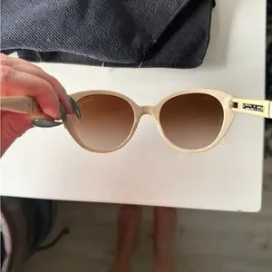 Chanel 5252Q cream cat eye sunglasses Chanel BeigeBrown Gradient 5252Q Cat Eye Sunglasses | eBay main image 3